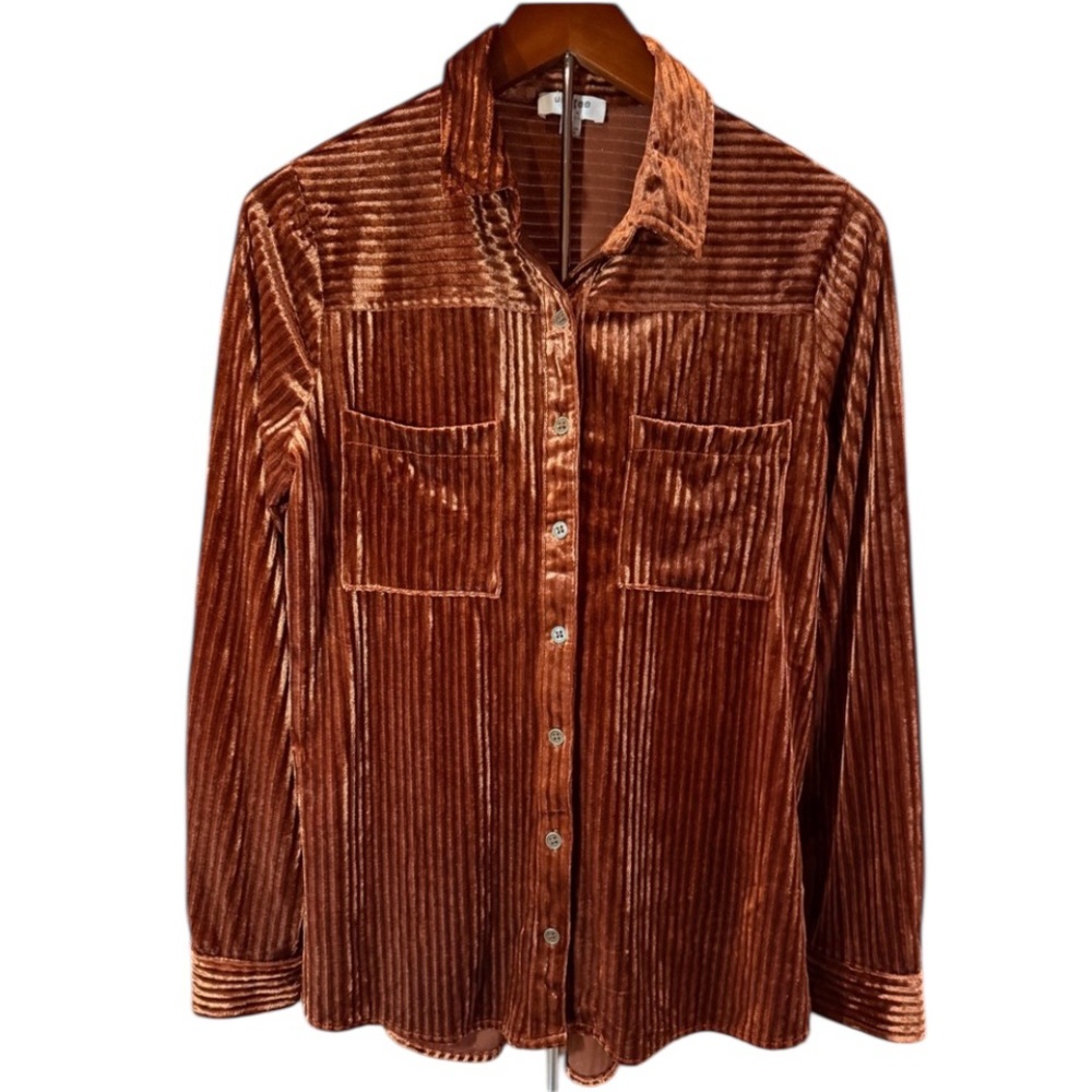 Umgee Velvet Textured Button Down Shirt in Copper Size Small